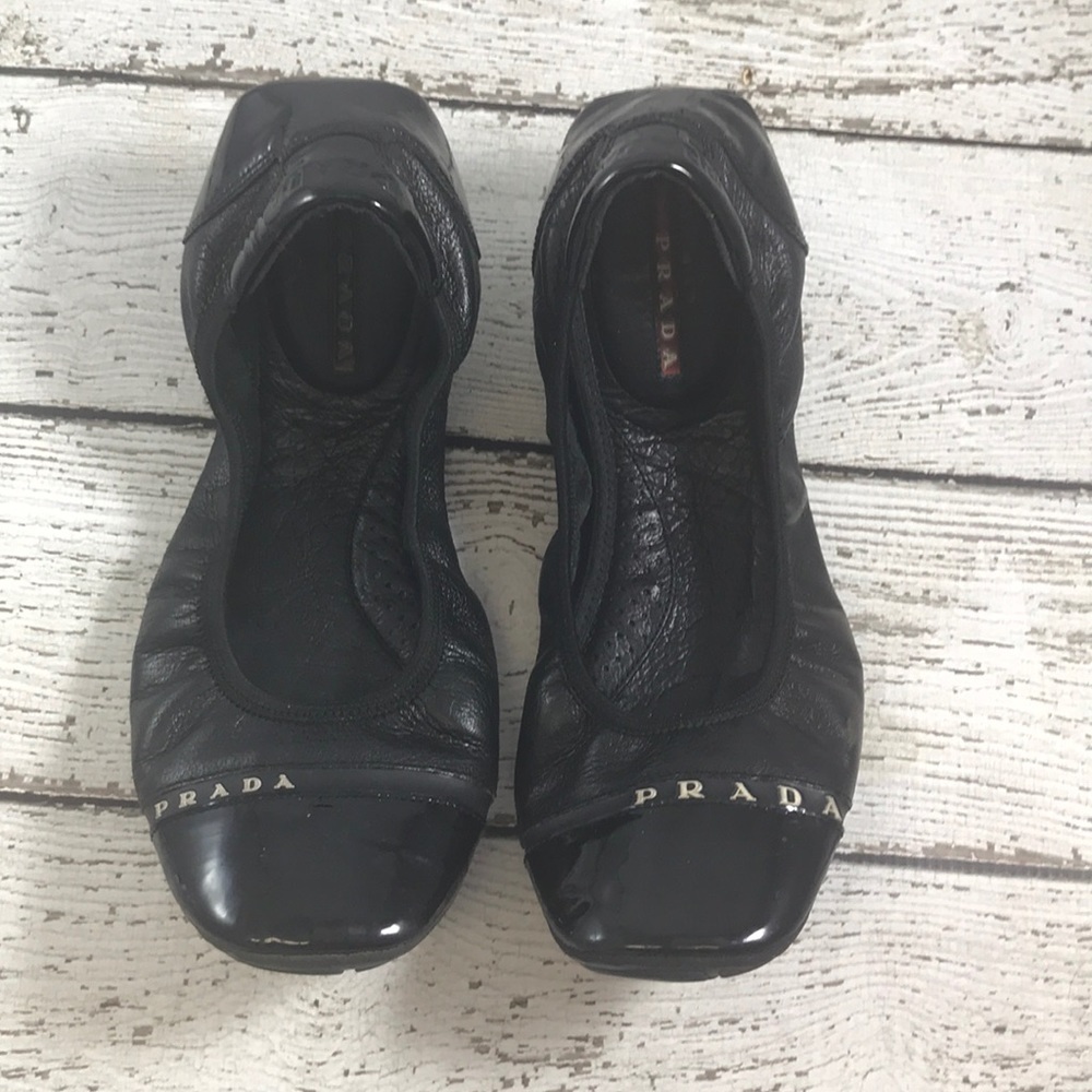 Authentic Prada sheepskin flat loafer Black Sz 6